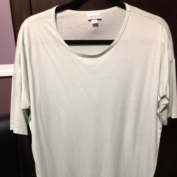 XS LuLaRoe Irma - Picture 1 of 4